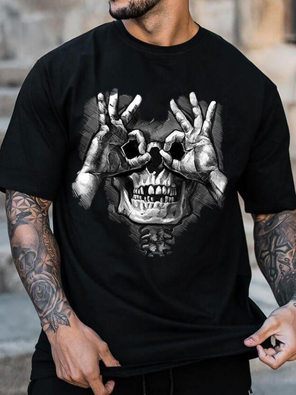 Totenkopf mit OK-Muster, lässiges T-Shirt mit schwarzem Aufdruck-1