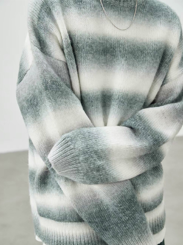 Lockerer Herrenpullover mit Ombre-Streifen-2