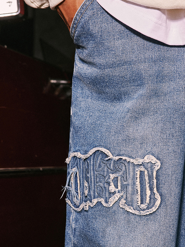Herren-Jeans mit geradem Bein und Buchstaben-Patch-Stickerei-3
