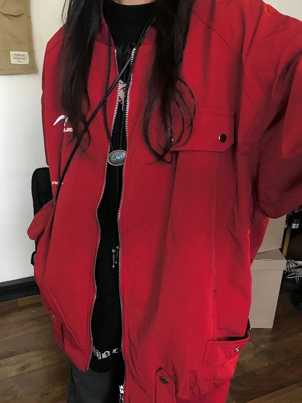 Dünne Jacke mit mehreren Taschen und Druckknopfdekor-1