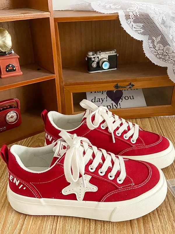 Flache Sneaker mit Stern-Alphabet-3
